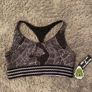 NWT Jolyn sports bra